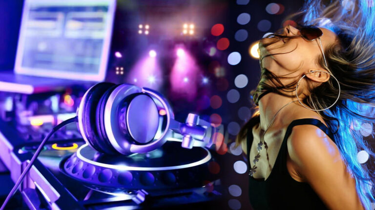 DSG RADIO